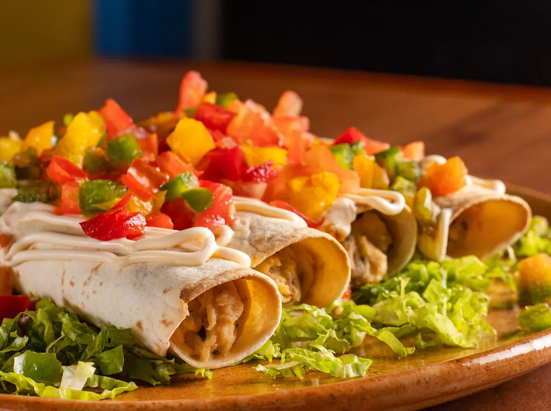 Mesa farta para comemorar no Rosa Mexicano